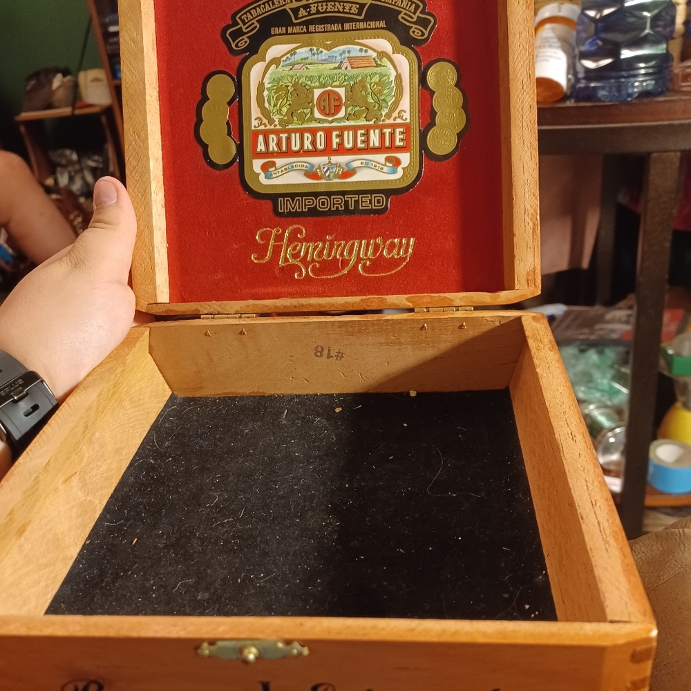 Cigarette Box